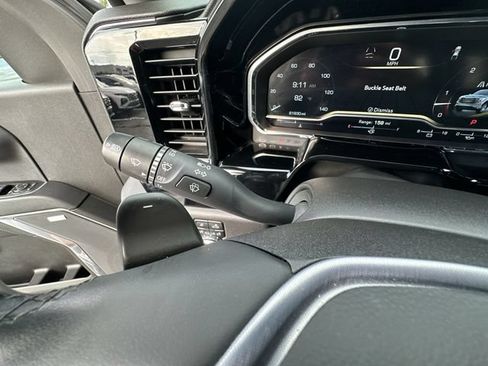Used 2023 GMC Sierra 1500 SLT w/ SLT Premium Plus Package AWD/4WD image 34