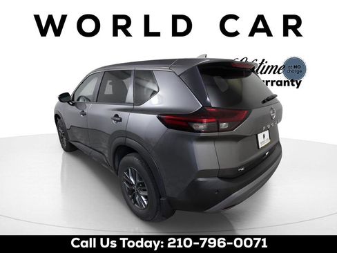 Used 2022 Nissan Rogue S image 5