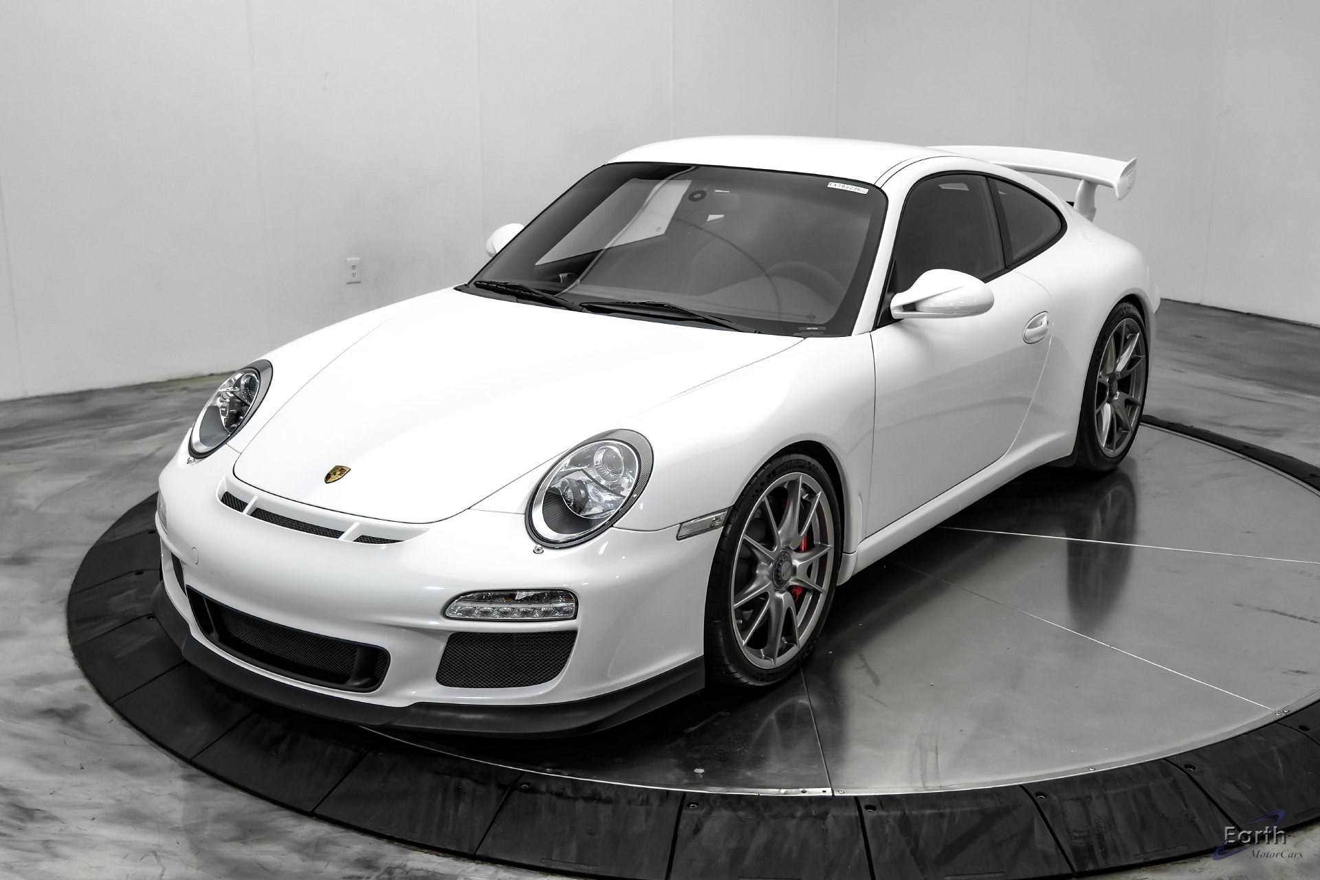 Used 2010 Porsche 911 GT3 RWD image 7