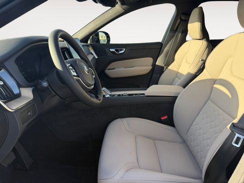 New 2026 Volvo XC60 B5 Plus w/ Protection Package Premier image 9