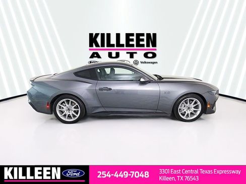 Used 2026 Ford Mustang GT Premium RWD image 9