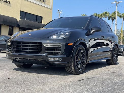 Used 2016 Porsche Cayenne GTS image 17