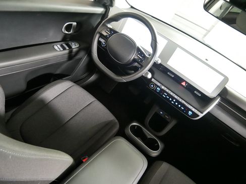 Used 2024 Hyundai Ioniq 5 SEL AWD/4WD image 9