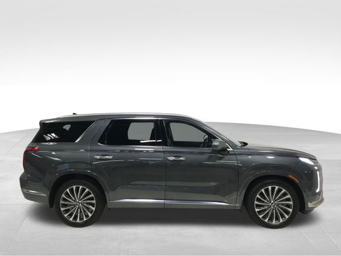 Used 2025 Hyundai Palisade Calligraphy AWD/4WD image 3