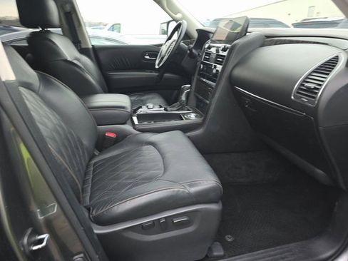 Used 2023 Nissan Armada Platinum w/ Captain's Chairs Package image 5