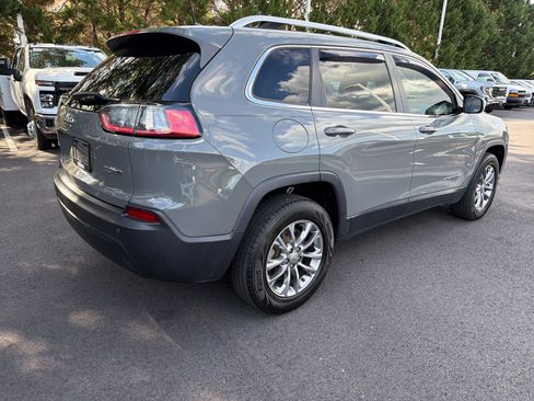 Used 2020 Jeep Cherokee Latitude Plus w/ Cold Weather Group AWD/4WD image 9