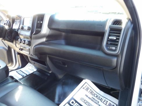 Used 2019 RAM 3500 Tradesman w/ Chrome Appearance Group image 42