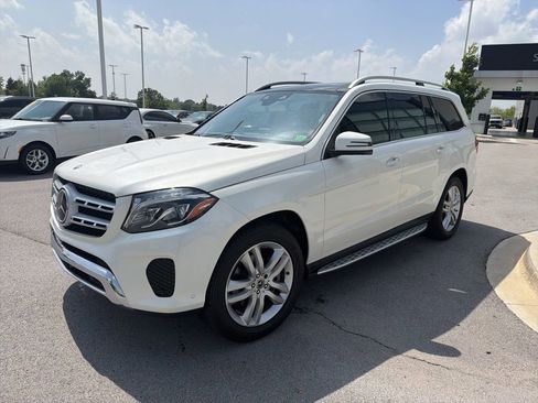 Used 2018 Mercedes-Benz GLS 450 4MATIC image 3