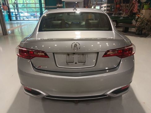 Used 2018 Acura ILX FWD image 12