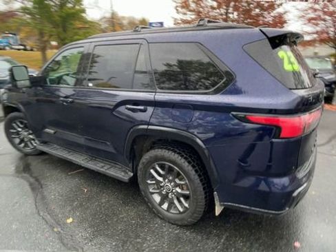 Certified 2023 Toyota Sequoia Platinum image 6