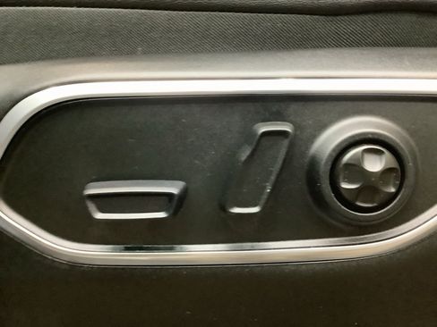 New 2026 Jeep Grand Wagoneer 4WD w/ Premium Group I image 14