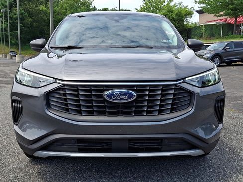 Certified 2023 Ford Escape Active AWD/4WD image 2