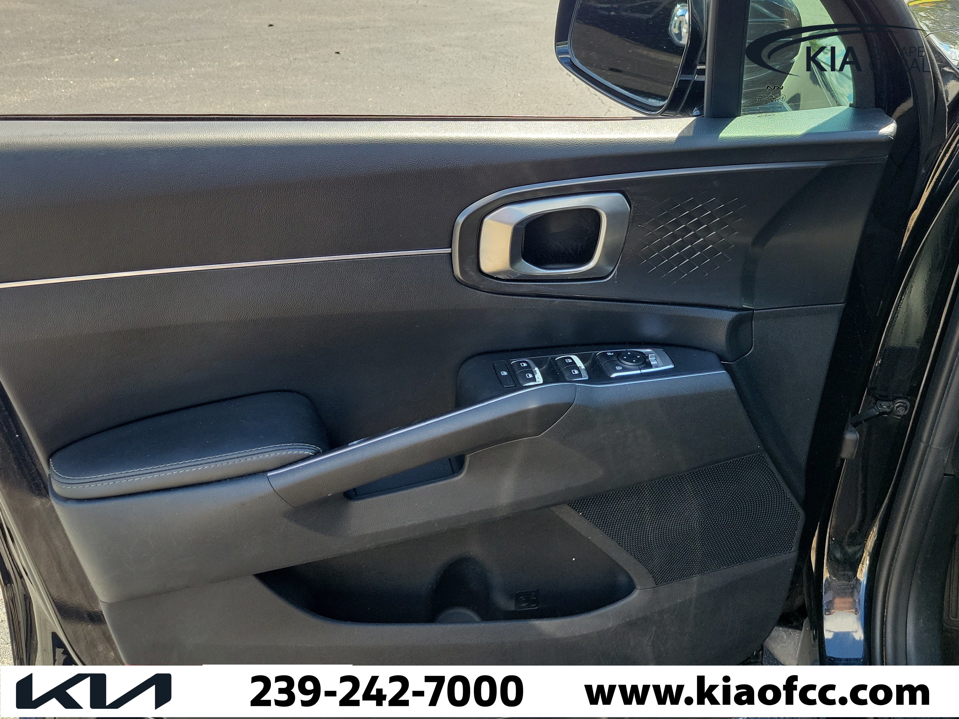 Used 2022 Kia Sorento LX FWD image 24