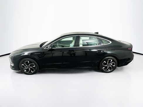 Used 2025 Hyundai Sonata SEL FWD image 4