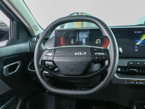 Used 2025 Kia K4 FWD image 12