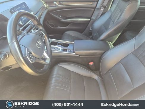 Used 2022 Honda Accord Touring image 14
