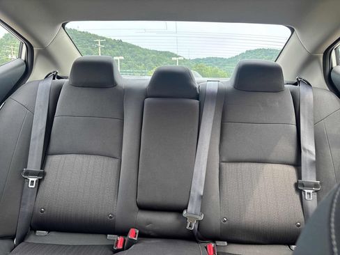 Used 2025 Nissan Altima 2.5 SV FWD image 18