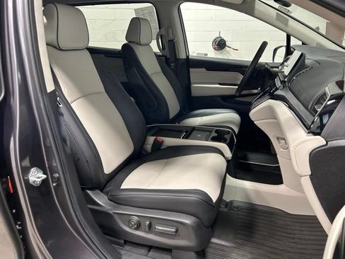 Certified 2026 Honda Odyssey Elite image 14