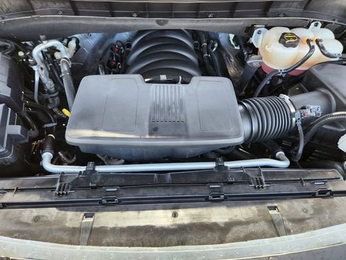Used 2024 Chevrolet Tahoe High Country AWD/4WD image 34