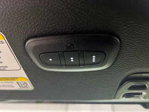 Used 2025 Jeep Gladiator Mojave w/ Convenience Group AWD/4WD image 59