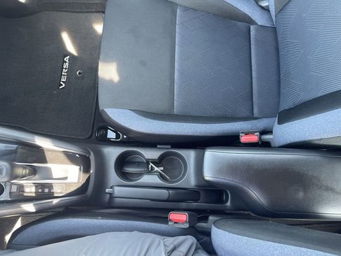 Used 2024 Nissan Versa SV FWD image 20