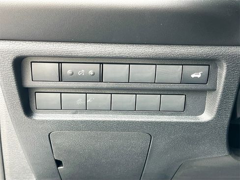 New 2025 Mitsubishi Outlander AWD image 10