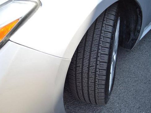 Used 2014 Toyota Avalon Limited FWD image 38