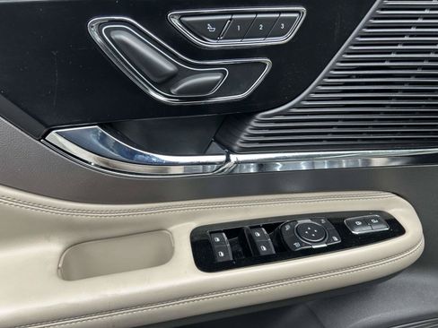 Certified 2022 Lincoln Corsair FWD w/ Premium Package image 20