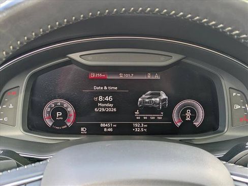 Used 2020 Audi Q8 Premium Plus w/ Premium Plus Package AWD/4WD image 12