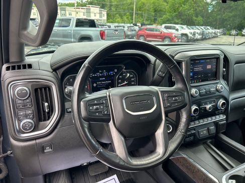 Used 2020 GMC Sierra 1500 Denali w/ Denali Ultimate Package AWD/4WD image 22