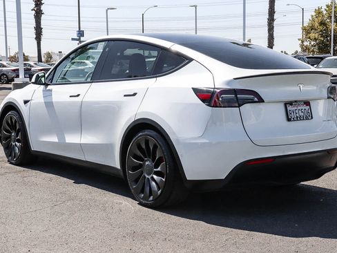 Used 2021 Tesla Model Y Performance AWD/4WD image 9