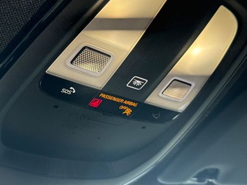 Used 2023 Volvo C40 P8 Recharge Ultimate w/ Protection Package Premier image 33