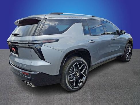 New 2026 Chevrolet Traverse High Country image 3