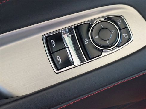 Used 2023 Chevrolet Corvette Z06 image 10