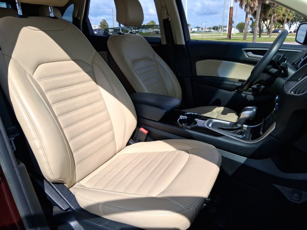Used 2017 Ford Edge SEL w/ Equipment Group 201A FWD image 16