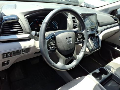 Used 2022 Honda Odyssey Touring image 9