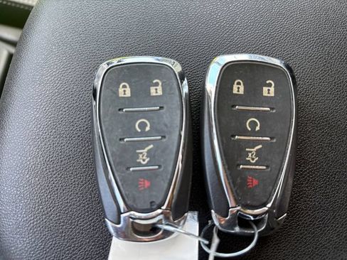 Used 2018 Chevrolet Equinox LT AWD/4WD image 21