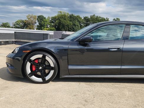 Certified 2025 Porsche Taycan 4S image 6