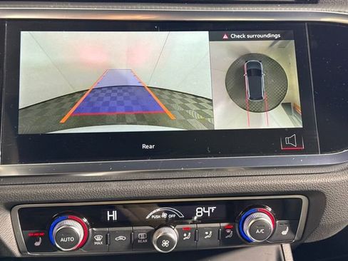 Used 2024 Audi Q3 2.0T Premium Plus w/ Premium Plus Package image 29