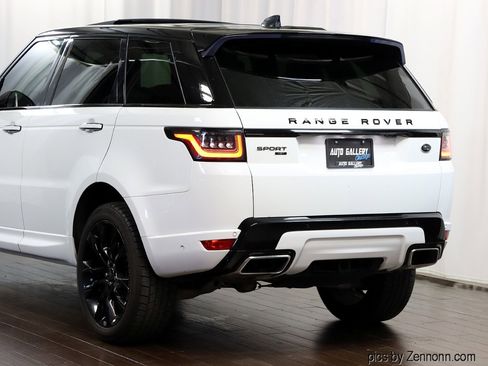 Used 2021 Land Rover Range Rover Sport HST image 8