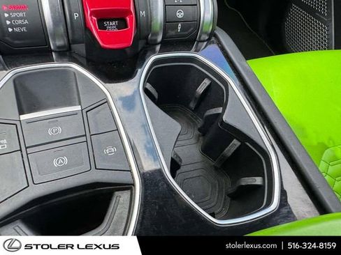Used 2020 Lamborghini Urus AWD/4WD image 36