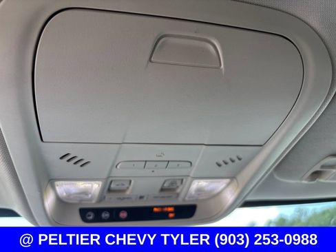Used 2019 Cadillac XT5 Luxury FWD image 19