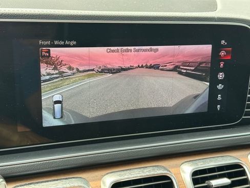 Used 2023 Mercedes-Benz GLS 450 4MATIC image 35