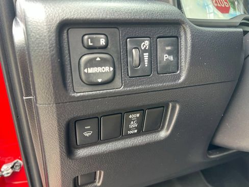 Used 2016 Toyota 4Runner 4WD image 31
