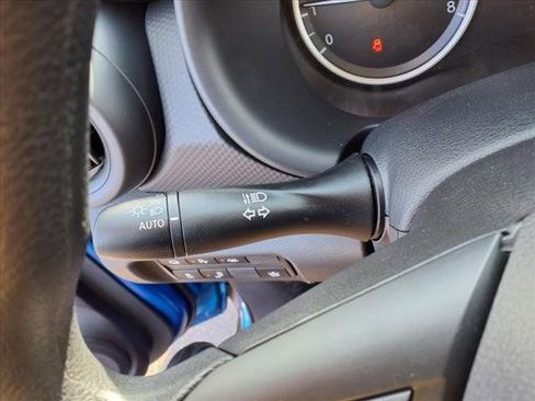 New 2025 Nissan Kicks Play S image 20