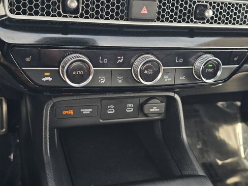 Certified 2025 Honda Civic Sport image 19