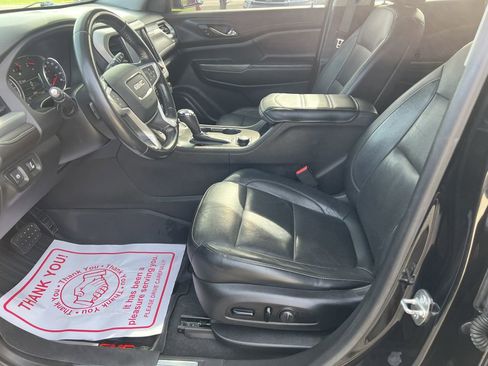 Used 2019 GMC Acadia SLT w/ Black Edition image 10