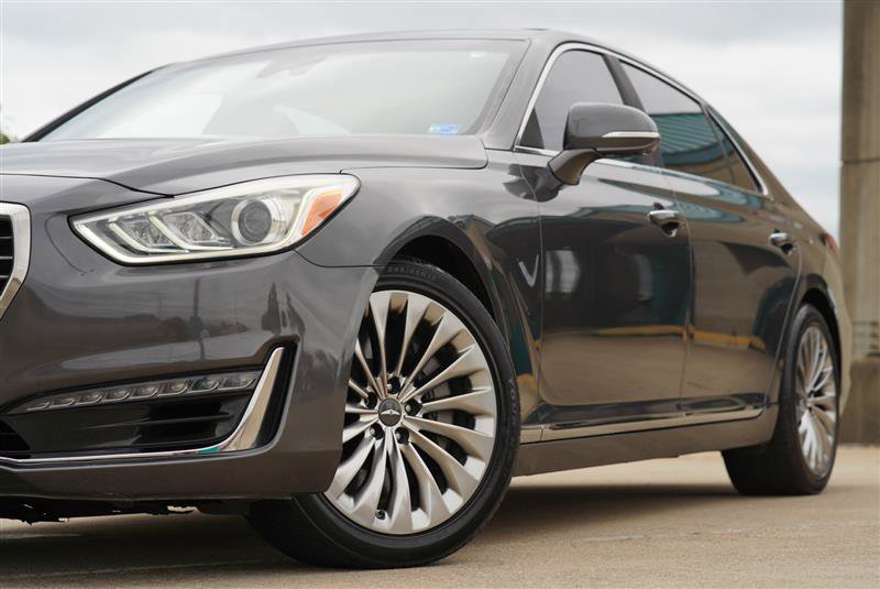 Used 2019 Genesis G90 5.0 Ultimate RWD image 13