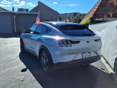 Used 2023 Ford Mustang Mach-E Select image 5