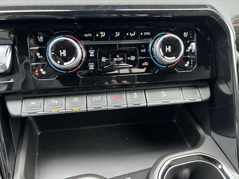 New 2026 GMC Sierra 1500 AT4 w/ Technology Package image 11